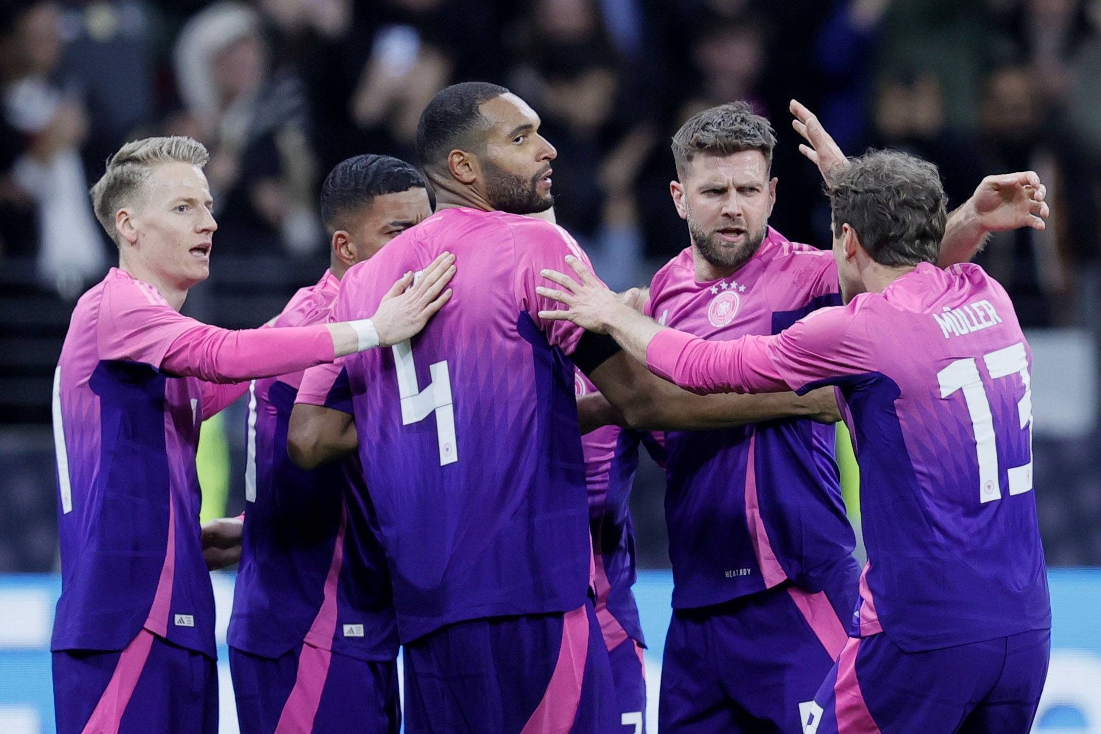 瑞典队与德国队搏命对决，双方展现最强实力！的简单介绍