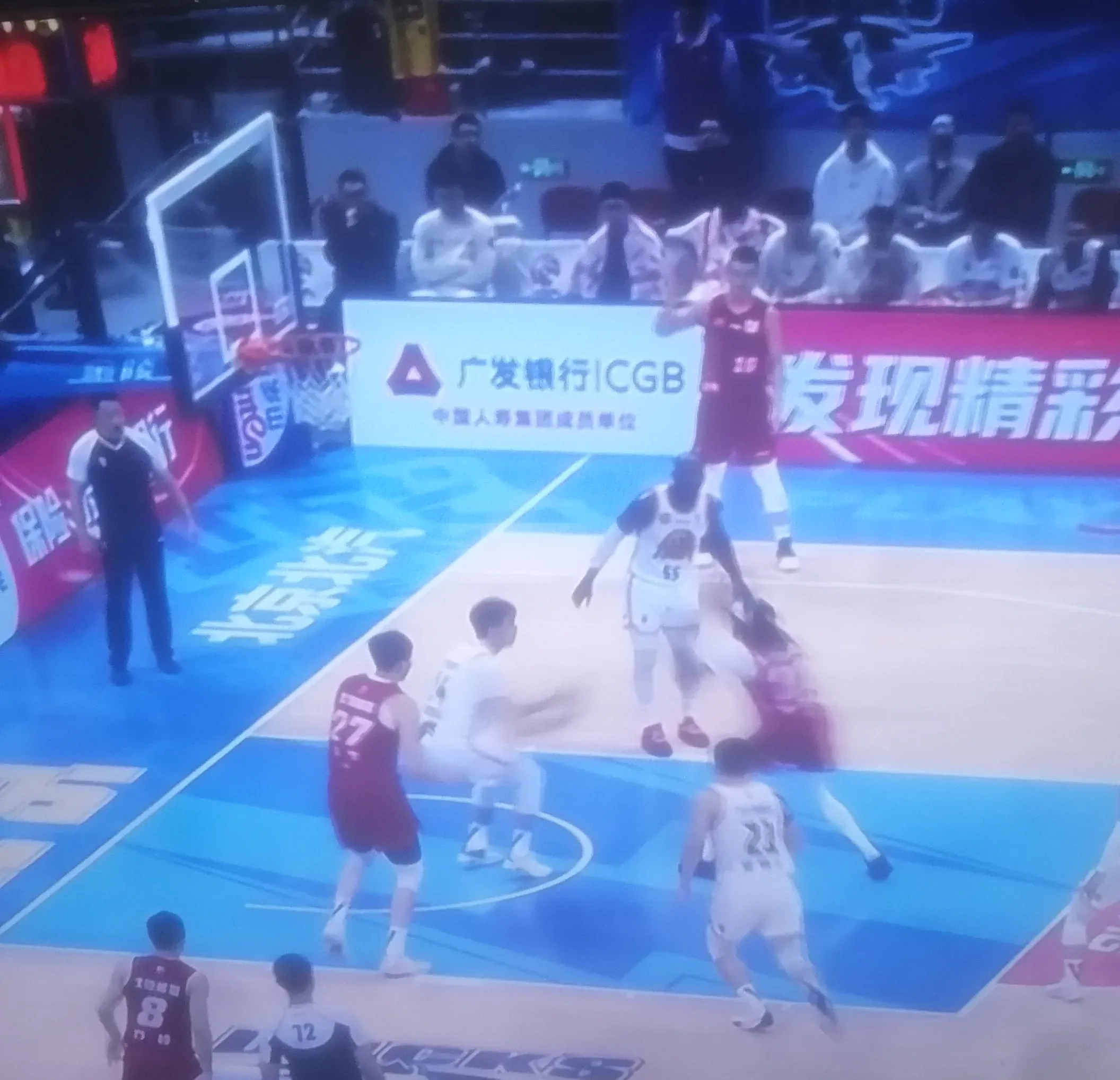 aoa体育-吉林队在比赛中奋力拼搏，夺得胜利的简单介绍