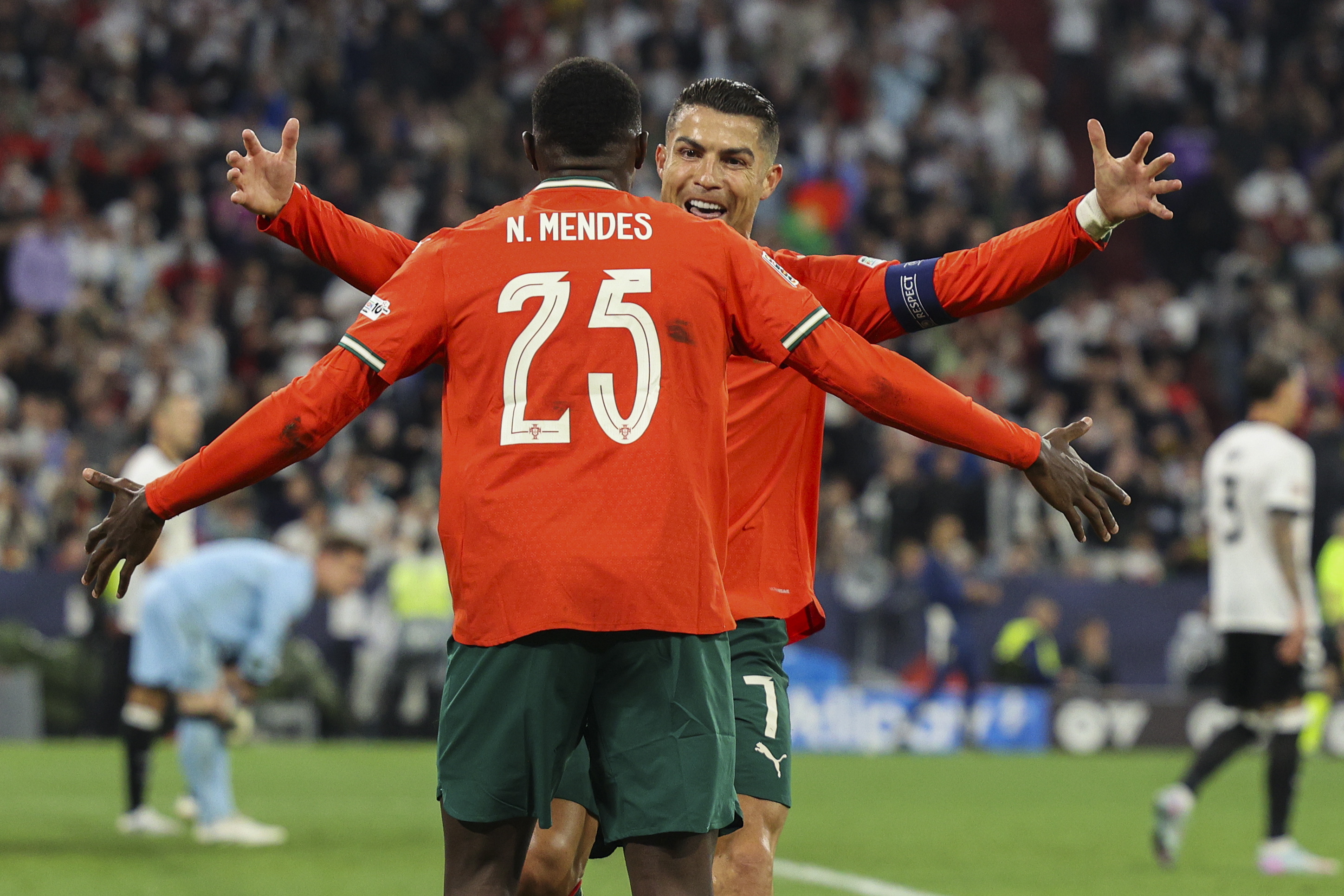 葡萄牙成功晋级欧国联半决赛,将迎战比利时队 葡萄牙成功晋级欧国联半决赛,将迎战比利时队