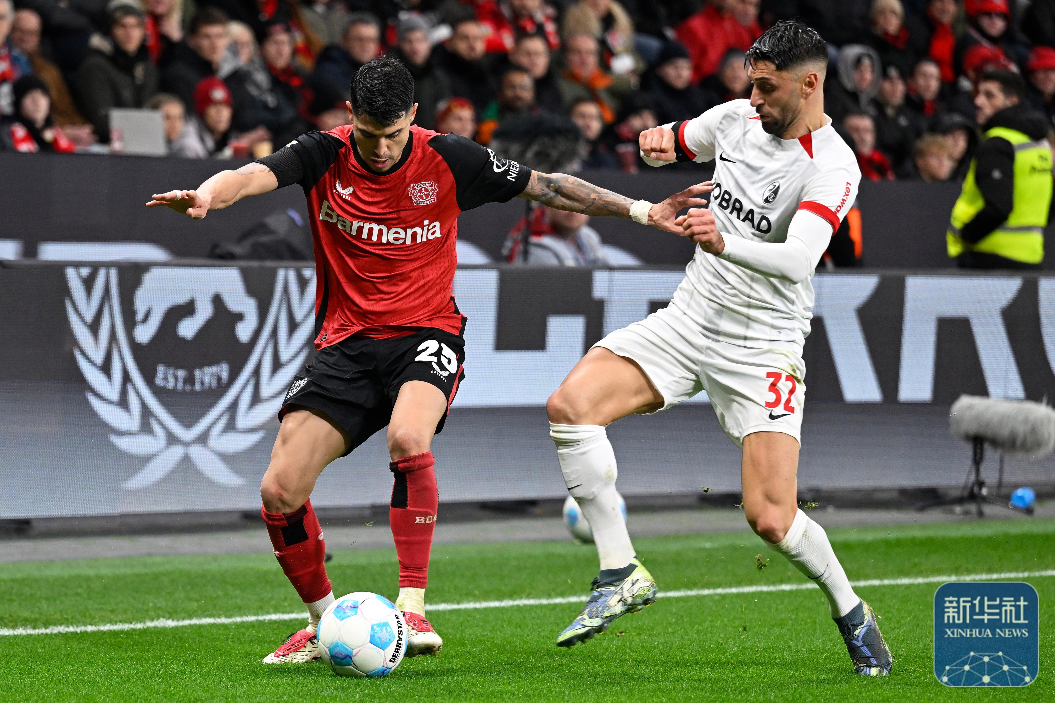 勒沃库森客场大胜，球队表现出色