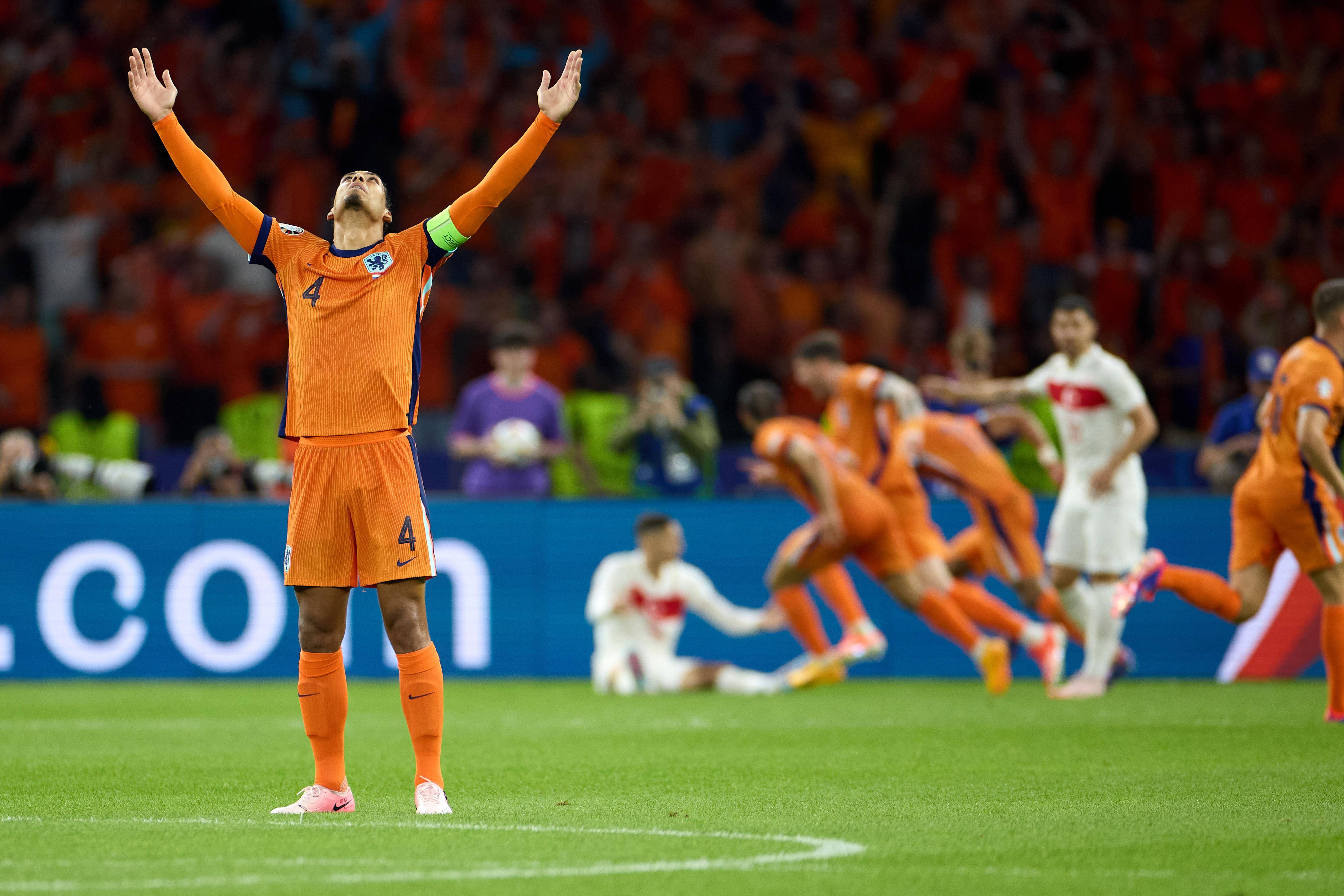 波黑队备战欧洲杯预选赛,备受关注 波黑队备战欧洲杯预选赛,备受关注