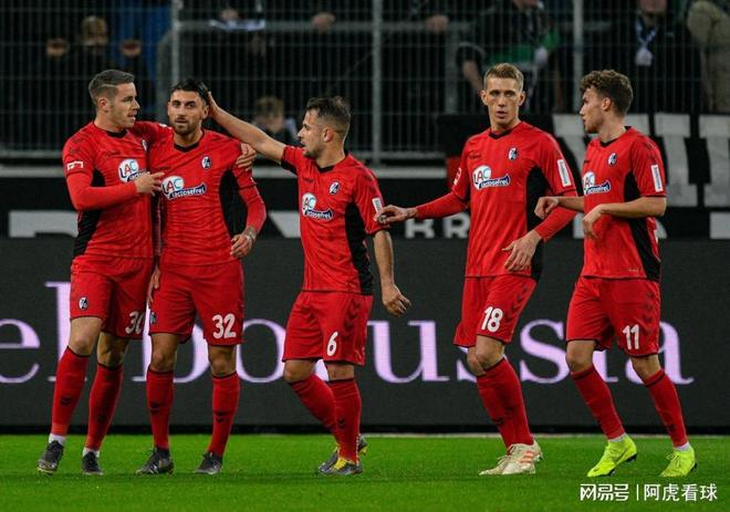 aoa体育课程-包含弗莱堡队迎来胜利，球队士气高涨备战下一轮比赛的词条