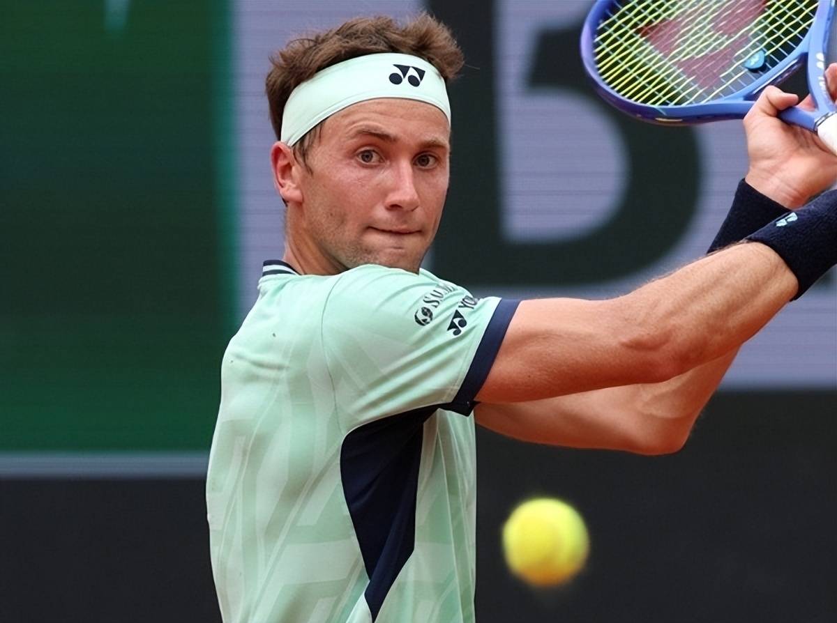 瑞典网球名将顽强逆转杀进决赛