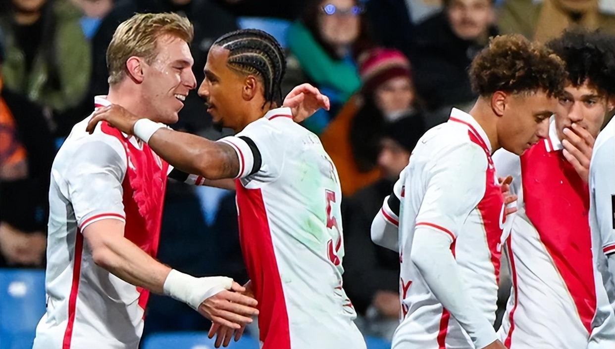 aoa体育直播-包含摩纳哥俱乐部战胜对手，取得关键胜利的词条