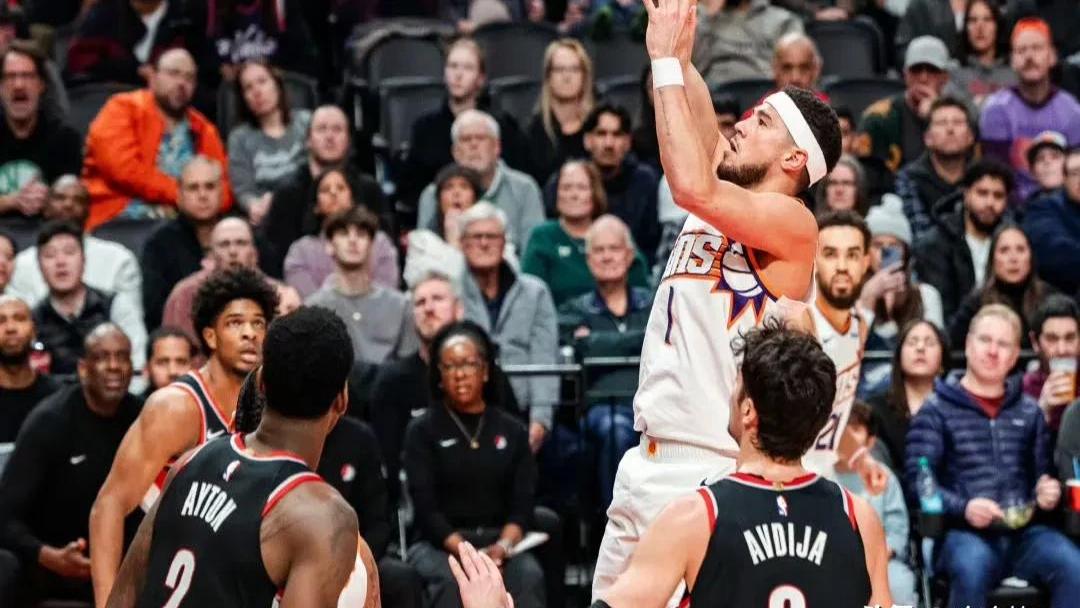 掘金击溃开拓者，黄蜂遭遇大逆转