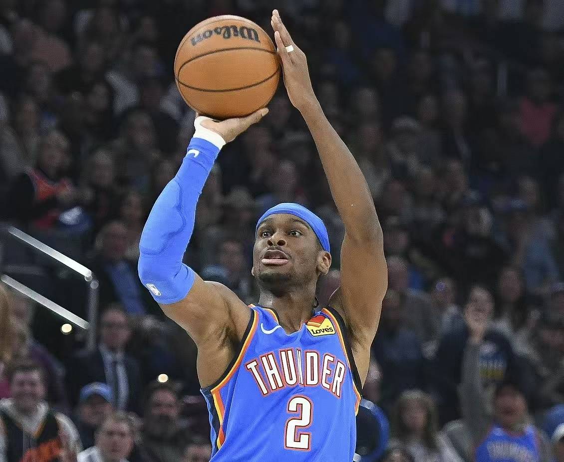 爵士惊险战胜雷霆,豪取胜利 爵士惊险战胜雷霆,豪取胜利