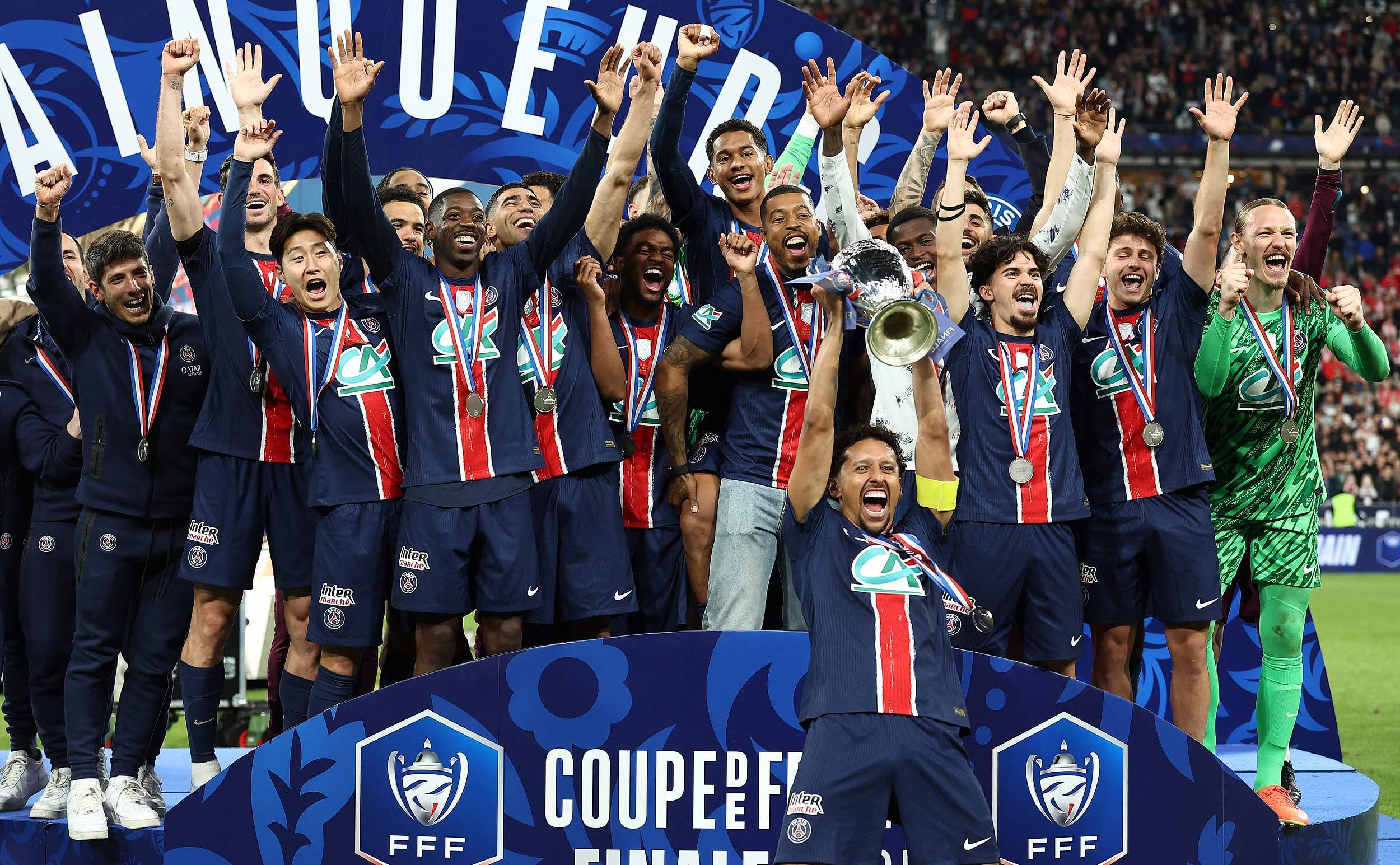 巴黎圣日耳曼豪取四连胜,夺得法甲榜首的简单介绍 巴黎圣日耳曼豪取四连胜,夺得法甲榜首的简单介绍