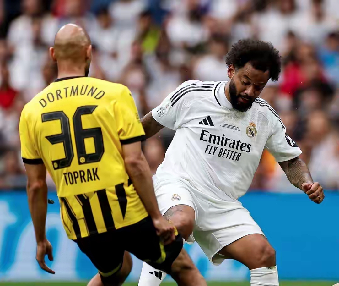 aoa体育教练-包含皇马痛失晋级机会，尴尬出局的词条