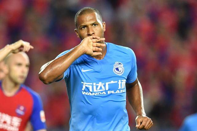 苏宁客场逆转鲁能,斩获关键三分的简单介绍 苏宁客场逆转鲁能,斩获关键三分的简单介绍